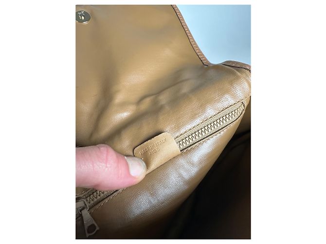 Céline Vintage Celine Paris Triomphe Monogram Ledertasche Beige Gold - Ansicht 6