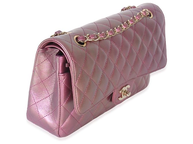 Timeless Chanel Mittelgroße Tasche aus schimmerndem, dunkelrosa, gesteppte Lammleder mit doppeltem Klappenverschluss - Ansicht 4