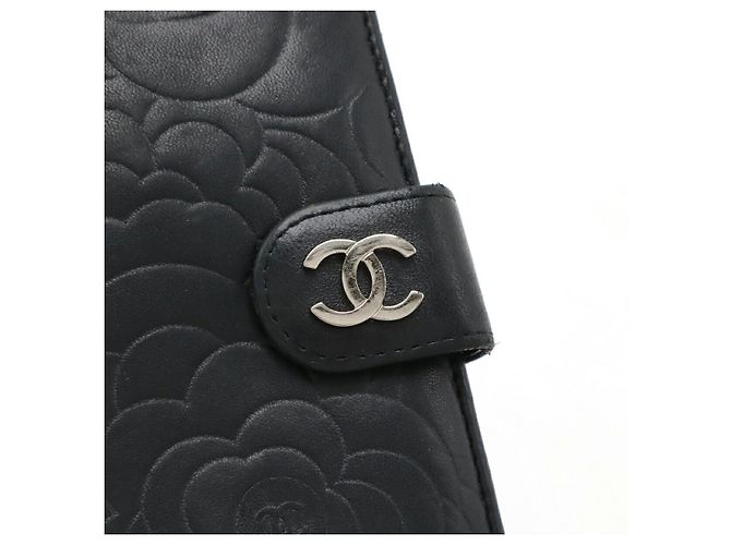 Timeless Chanel Kamelien-Lammleder Geldbörse Schwarz - Ansicht 4