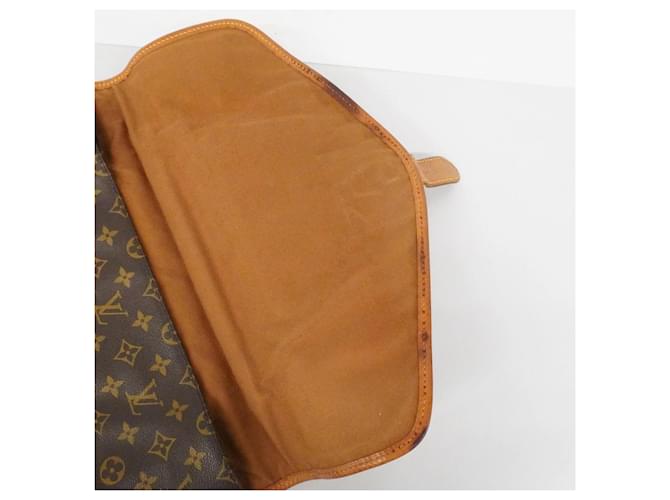 Borsa Beverly Monogram Louis Vuitton Marrone - vista 8