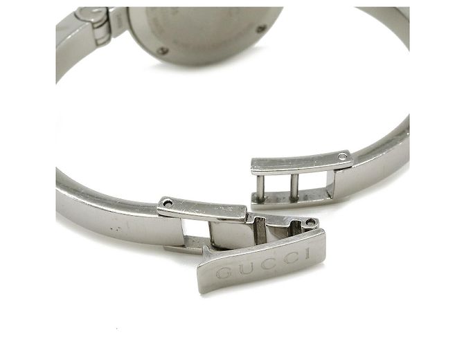 Gucci 105 aus Edelstahl mit Quarz Weiß - Ansicht 6
