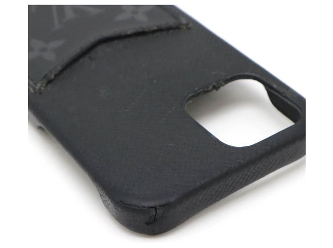 Louis Vuitton Monogram Phone Case Black Grey - view 3