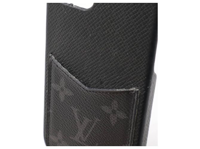 Louis Vuitton Monogram Phone Case Black Grey - view 5
