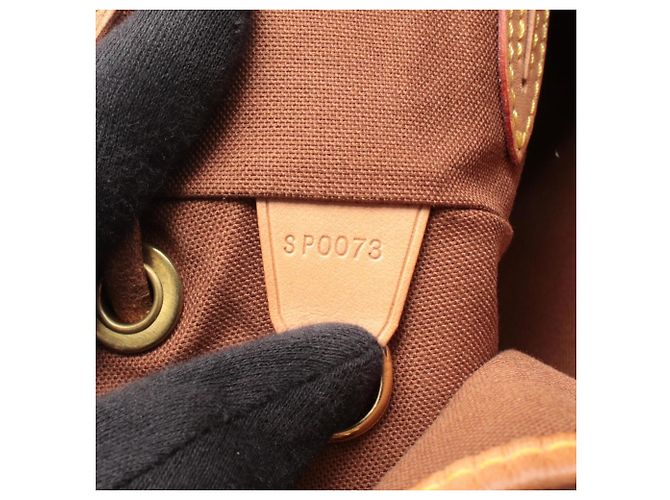 Zaino/borsa Montsouris MM di Louis Vuitton Marrone - vista 5