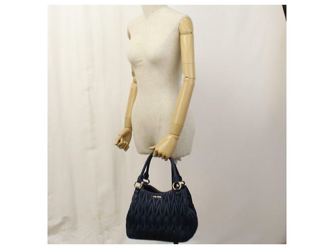 Borsa Tote Miu Miu Matelassé Blu Navy - vista 8