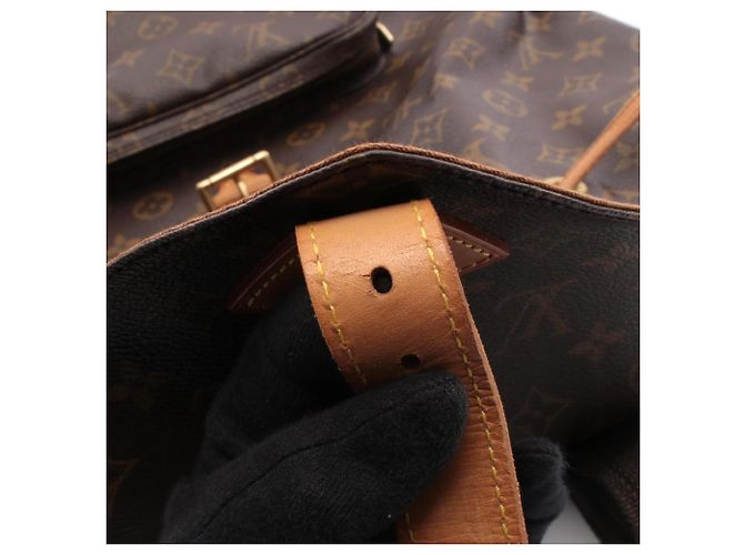 Zaino/borsa Montsouris GM di Louis Vuitton Marrone - vista 11