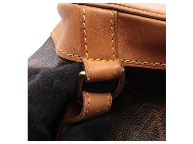 Zaino/borsa Montsouris GM di Louis Vuitton Marrone - vista 13