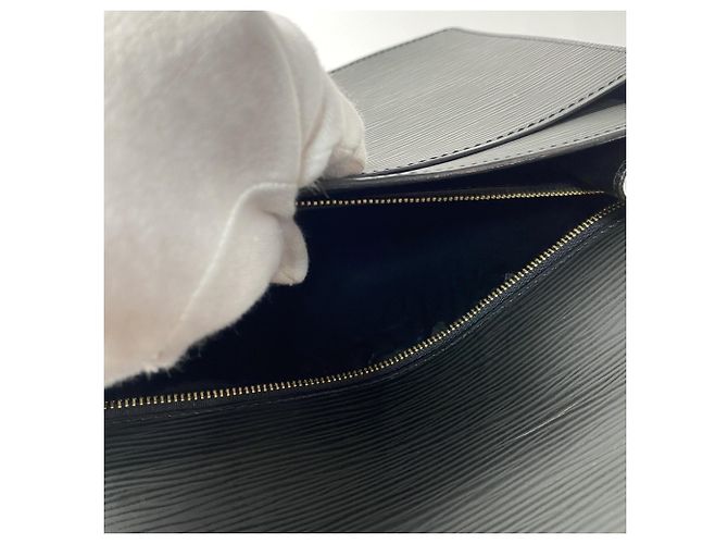 Borsa Louis Vuitton Epi Monceau Noir da donna Nero - vista 12