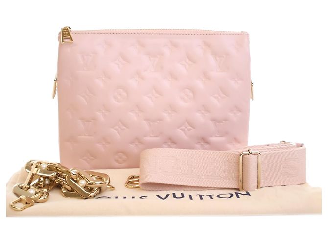Coussin PM in pelle di agnello trapuntata rosa Monogram Louis Vuitton - vista 13