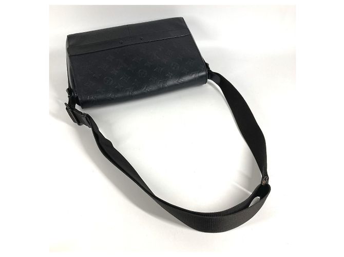 Borsa a tracolla Monogram Shadow Sprinter di Louis Vuitton Nero - vista 12
