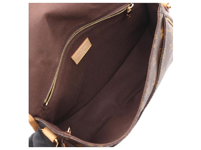 Borsa a Spalla Menilmontant PM Louis Vuitton Marrone - vista 3