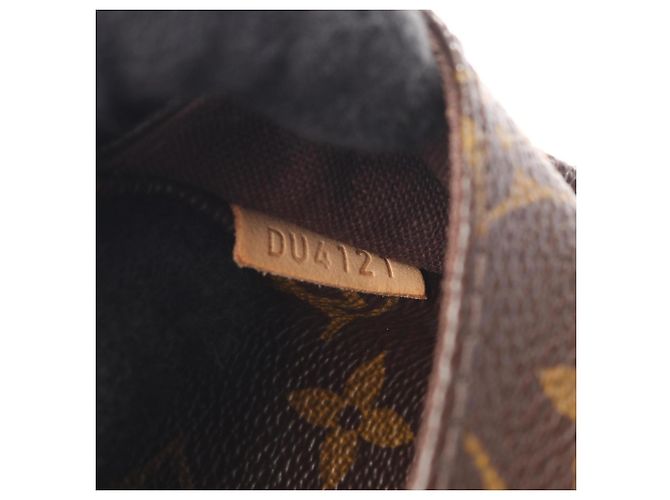 Borsa a Spalla Menilmontant PM Louis Vuitton Marrone - vista 5