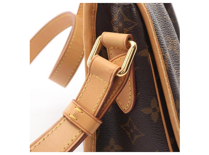 Borsa a Spalla Menilmontant PM Louis Vuitton Marrone - vista 8
