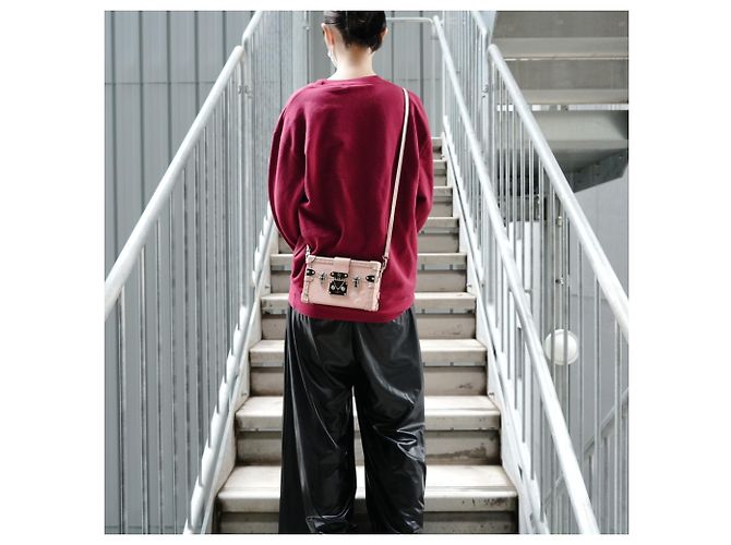 Bolso de Hombro Petite Malle Epi de Louis Vuitton Rosa - vista 12