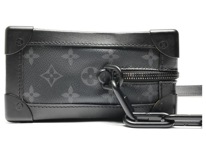 Schultertasche Soft Trunk Monogram Eclipse von Louis Vuitton Schwarz - Ansicht 4