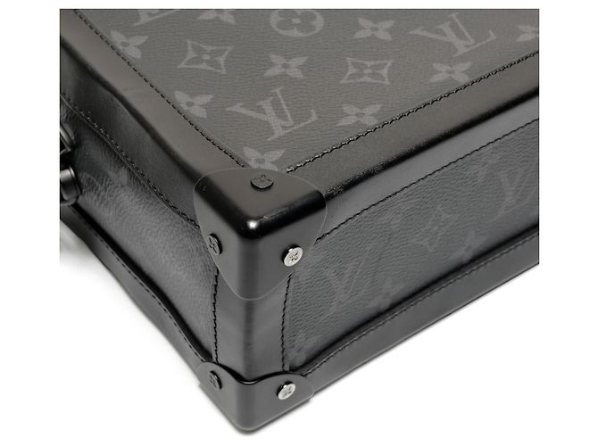 Schultertasche Soft Trunk Monogram Eclipse von Louis Vuitton Schwarz - Ansicht 5