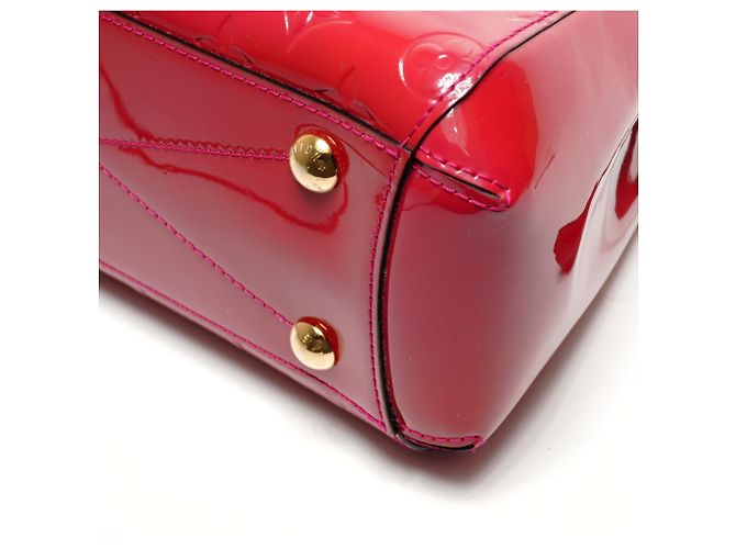 Borsa Vernis Montaigne BB Louis Vuitton 2015 Rosso - vista 6