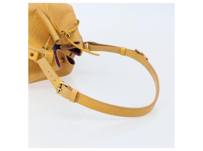 Louis Vuitton Petit Noe NM Epi Leather Giallo - vista 7