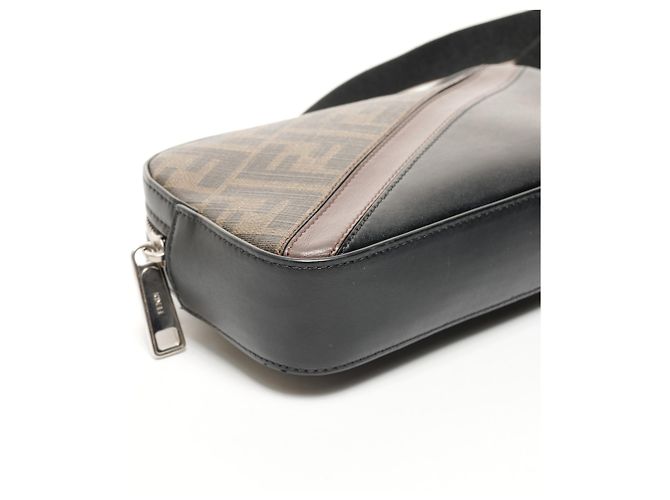 Borsa a Spalla Fendi Zucca Diagonal Camera Case Nero - vista 5