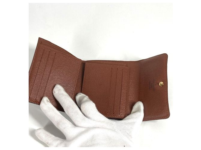 Cartera Compacta Anais Monograma Louis Vuitton Castaño - vista 8