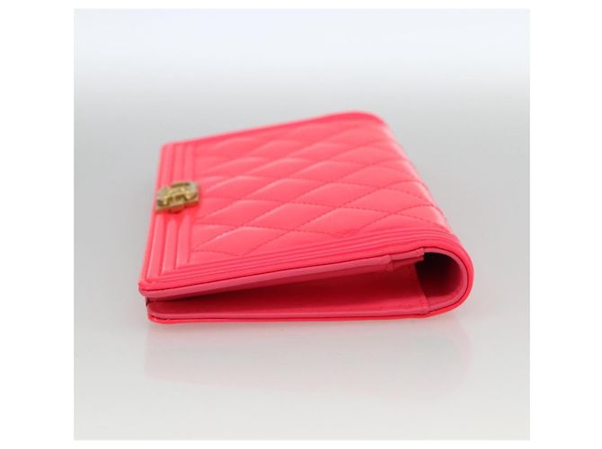 Cartera Chanel Boy Yen de charol acolchado Rosa - vista 4