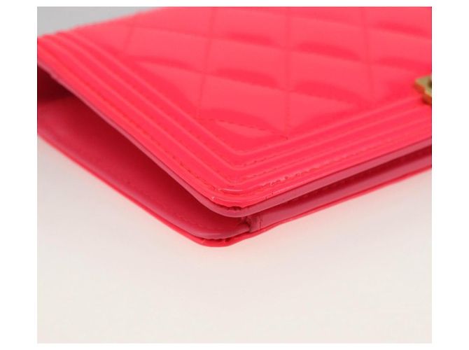 Cartera Chanel Boy Yen de charol acolchado Rosa - vista 7