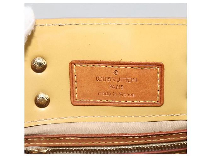 Louis Vuitton Reade Monogram Vernis PM Beige - vista 6
