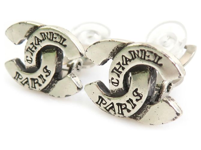 Orecchini a clip in metallo argento Chanel Coco Mark - vista 2