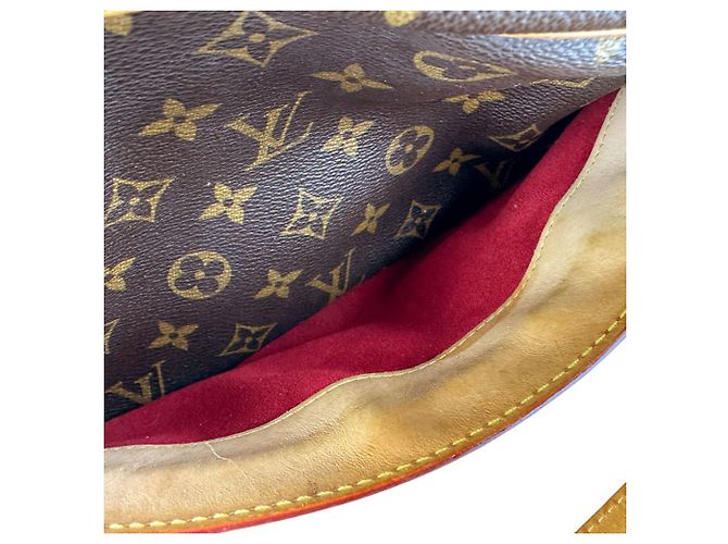 Borsa Monogram Clara di Louis Vuitton Marrone Monogramma - vista 10