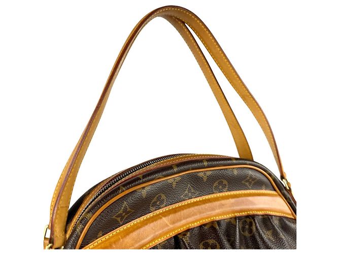 Borsa Monogram Clara di Louis Vuitton Marrone Monogramma - vista 12