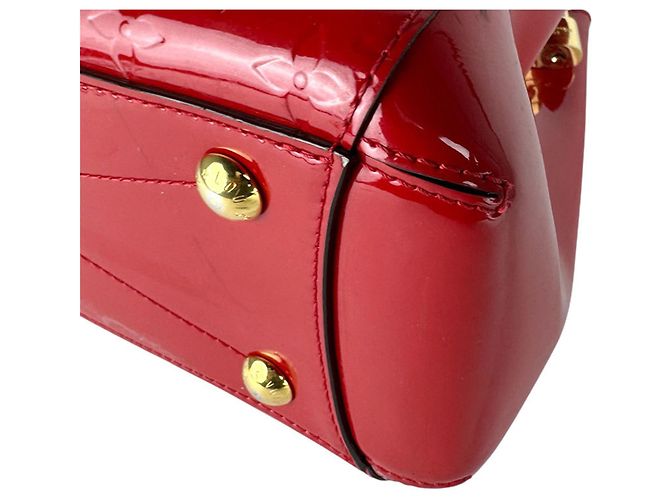 Borsa Montaigne MM in Monogram Vernis di Louis Vuitton Fuschia - vista 10