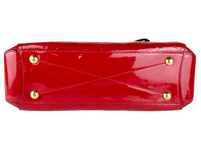 Borsa Montaigne MM in Monogram Vernis di Louis Vuitton Fuschia - vista 4
