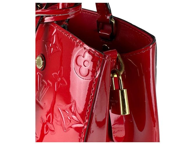Borsa Montaigne MM in Monogram Vernis di Louis Vuitton Fuschia - vista 8