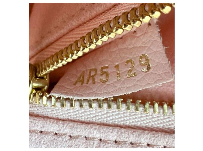 Borsa a Spalla Lockme PM in Pelle Louis Vuitton Rosa - vista 14