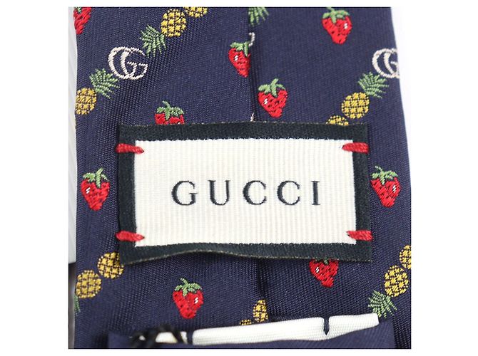 Cravatta in seta Gucci GG logo Ape Ananas Fragola Blu Blu navy - vista 9