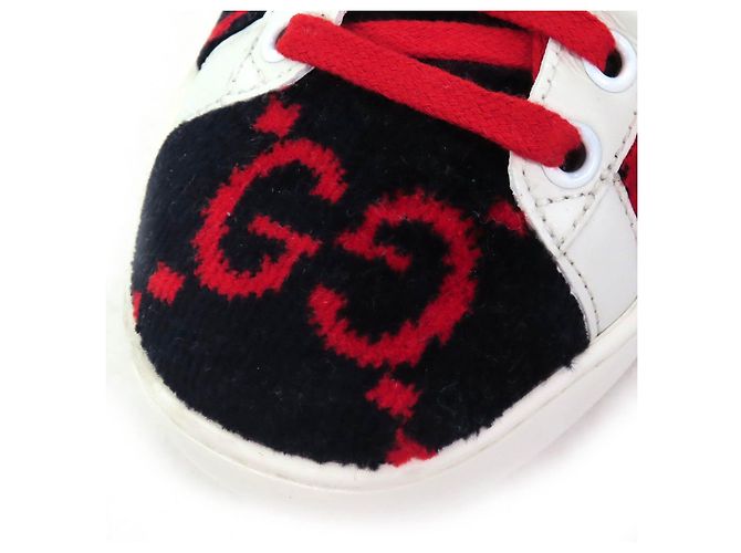 Gucci Low-Cut-Sneaker aus Frottee mit GG-Muster Schwarz Weiß - Ansicht 8