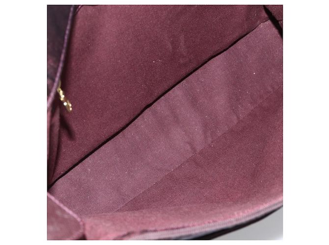 Louis Vuitton Dersou Taiga Leather and Canvas Marron - vue 5