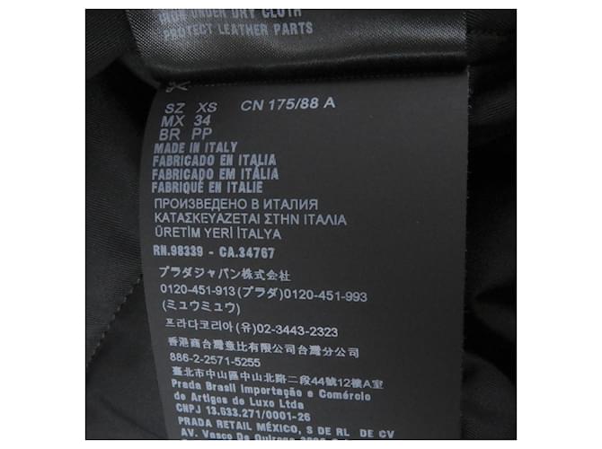 Casaco acolchoado com logo triangular em Re-Nylon da Prada Amarelo - vista 10