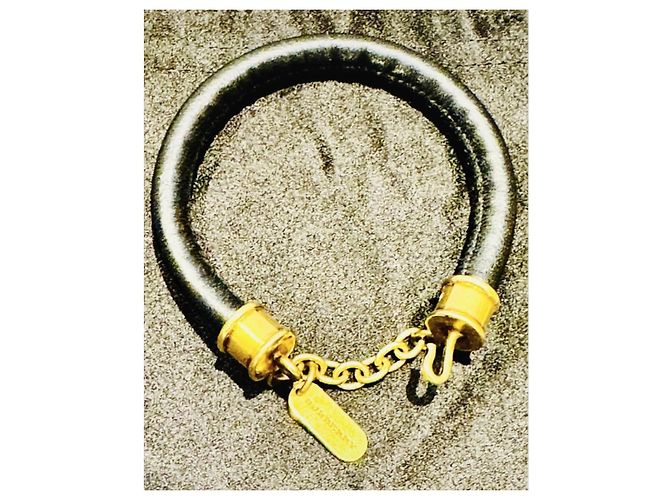Bracciale Burberry con Pendente Nero D'oro - vista 2