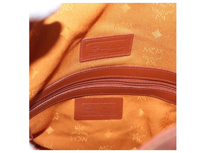 MCM Visetos Canvas and Leather Marrone - vista 6