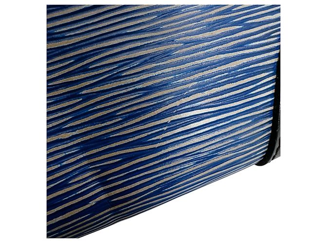 Borsa Louis Vuitton Epi Phoenix PM Blu - vista 13