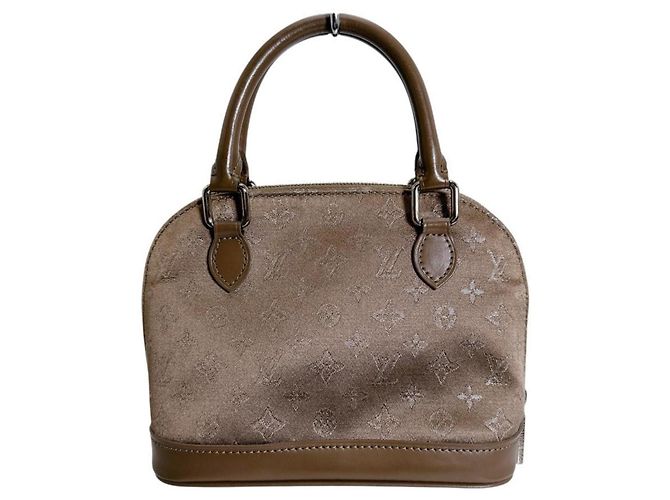 Borsa Pouch Little Alma Monogram Satin di Louis Vuitton Beige - vista 2