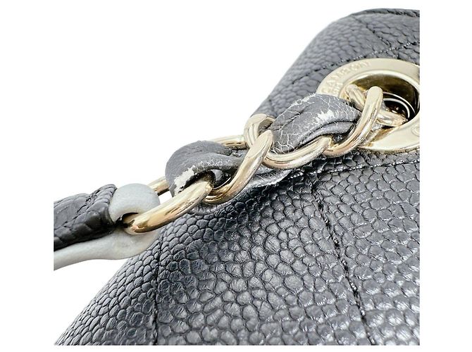 Borsa a spalla in pelle di vitello grana nera Chanel Nero - vista 10