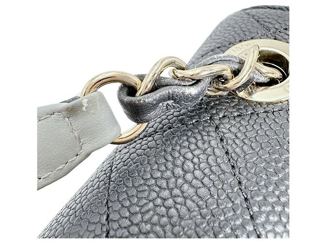 Borsa a spalla in pelle di vitello grana nera Chanel Nero - vista 11