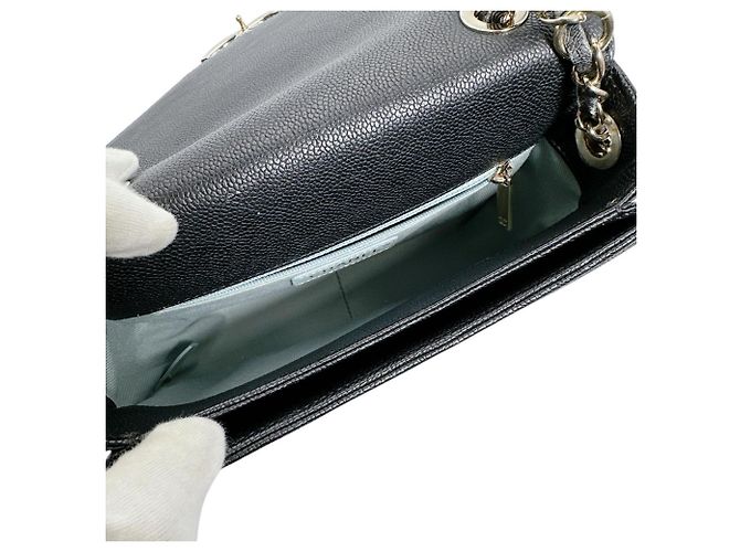 Borsa a spalla in pelle di vitello grana nera Chanel Nero - vista 13