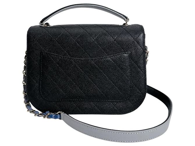 Borsa a spalla in pelle di vitello grana nera Chanel Nero - vista 2