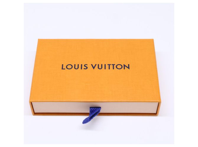 Bracciale Charm LV Twist M6400 di Louis Vuitton Nero - vista 6