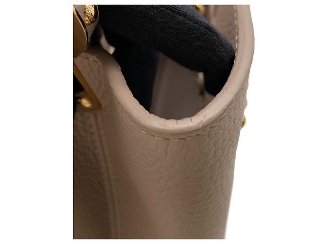 Borsa in pelle Capucines MM di Louis Vuitton - vista 8