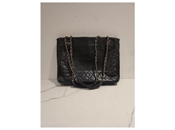 Chanel gesteppte schwarze Leder-Tote - Ansicht 2