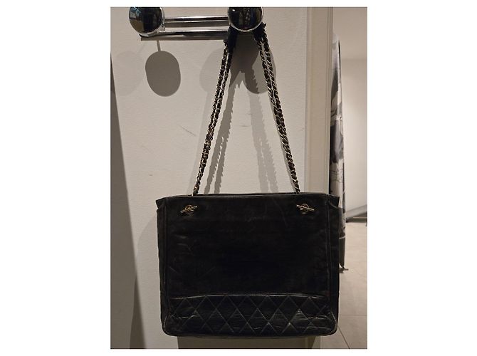 Chanel gesteppte schwarze Leder-Tote - Ansicht 3